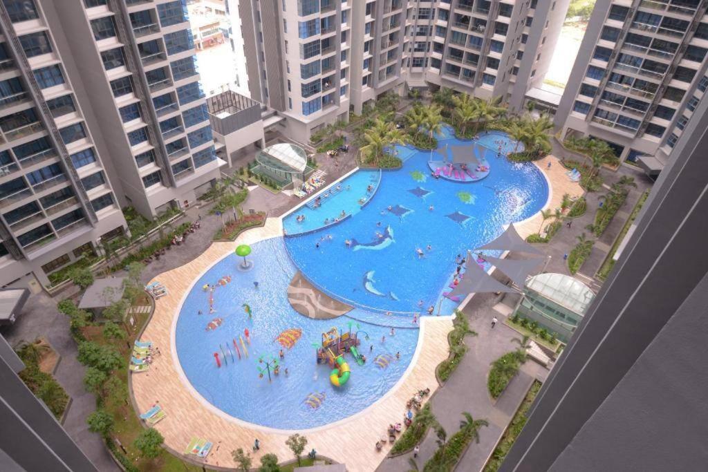 Apartamento Cozy Haven Atlantis With Large Swimming Pool Malacca Exterior foto