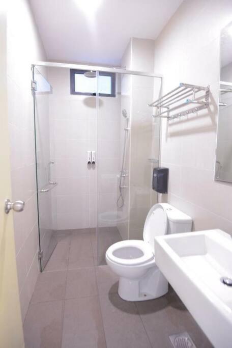 Apartamento Cozy Haven Atlantis With Large Swimming Pool Malacca Exterior foto
